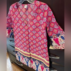 Old Navy medallion print women’s swimsuit coverup — XS